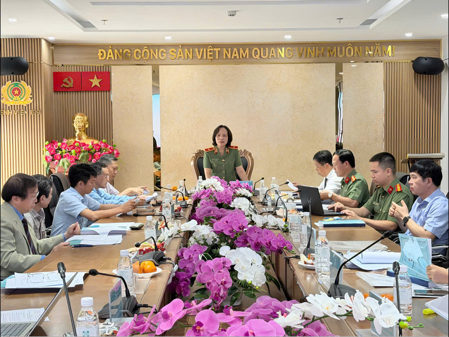 THẨM ĐỊNH CHUYÊN MÔN PHÊ DUYỆT DANH MỤC KỸ THUẬT BỔ SUNG TẠI BỆNH VIỆN 199