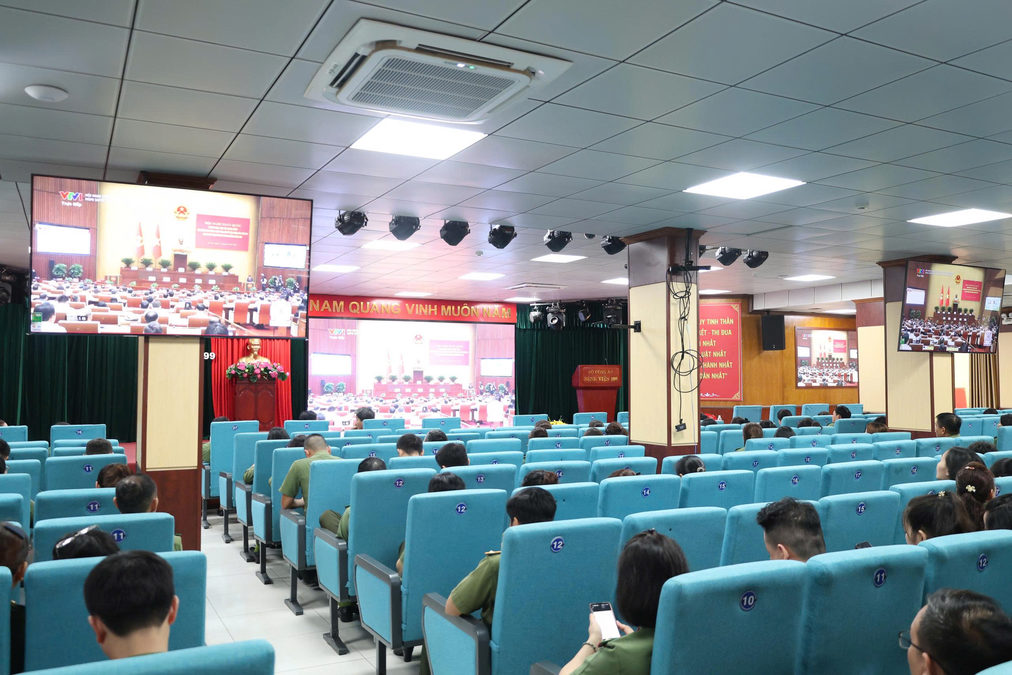 BỆNH VIỆN 199 TỔ CHỨC HỌC TẬP, QUÁN TRIỆT NGHỊ QUYẾT HỘI NGHỊ LẦN THỨ HAI BAN CHẤP HÀNH TRUNG ƯƠNG ĐẢNG KHÓA XIV