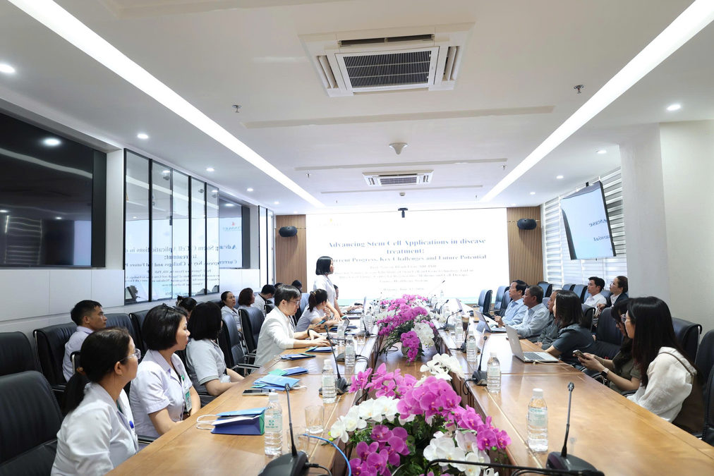 Trao đổi hợp tác trong lĩnh vực “Y học tái tạo và trị liệu tế bào” với Bệnh viện ĐKQT Vinmec
