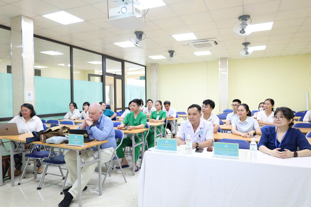KHAI GIẢNG LỚP TẬP HUẤN CHUYÊN MÔN “HUẤN LUYỆN HỒI SỨC TÍCH CỰC BASIC” LẦN THỨ 2 TẠI BỆNH VIỆN 199