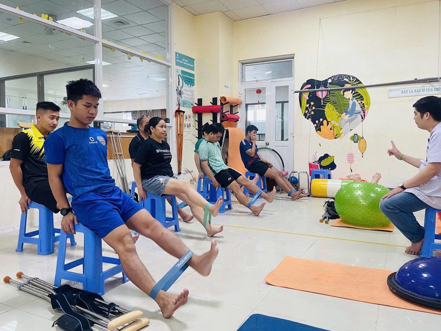 Khoa Phục hồi chức năng - Bệnh nghề nghiệp Bệnh viện 199- Khẳng định vị thế - Nâng tầm chất lượng điều trị