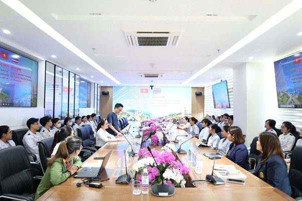 Bệnh viện 199 gặp mặt giảng viên Đại học Burapha và trao bằng chứng nhận thực hành lâm sàng đợt 1